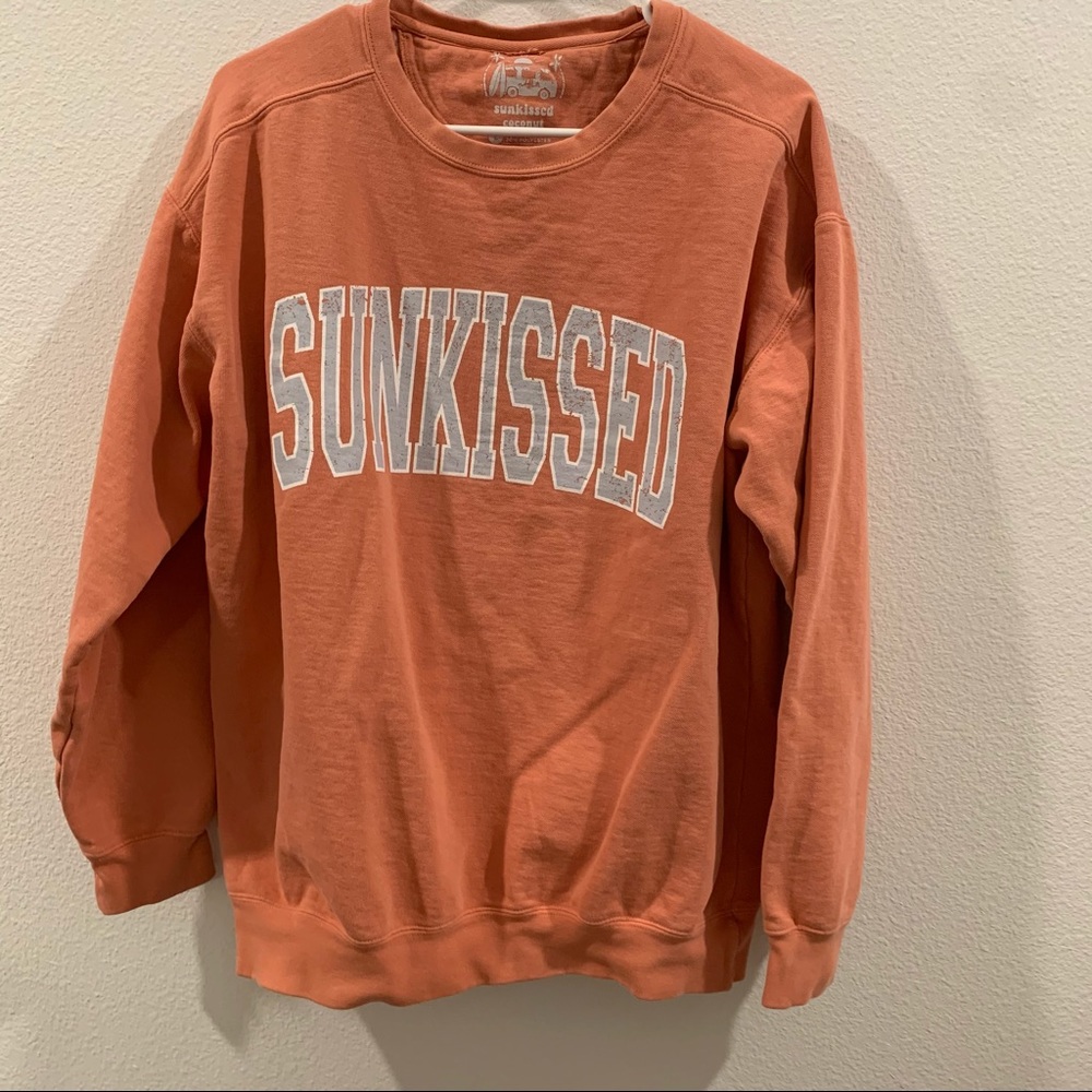 Sun kissed coconut Crewneck